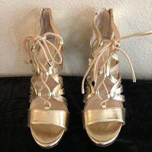 Size 9 New York & Company Eva Mendez Collection. Never worn. No tags!